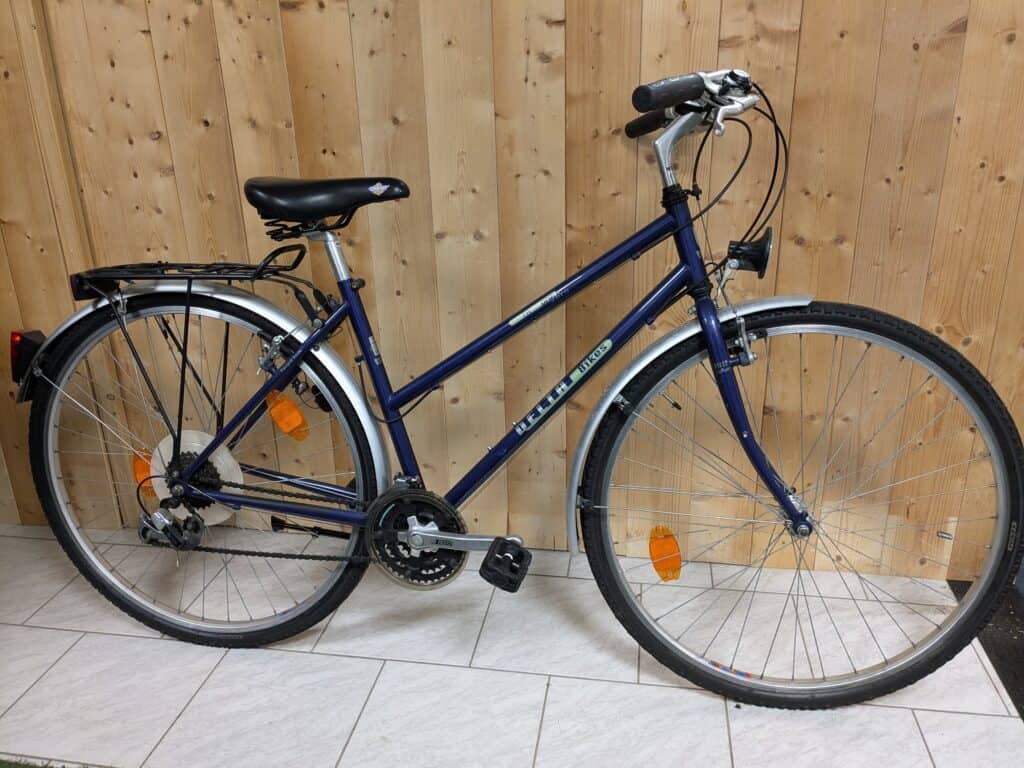 REFURBISHED Delta TR one Zero 28