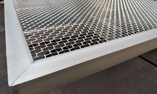 Graepels framed woven wire mesh panel for data centre walling (2)