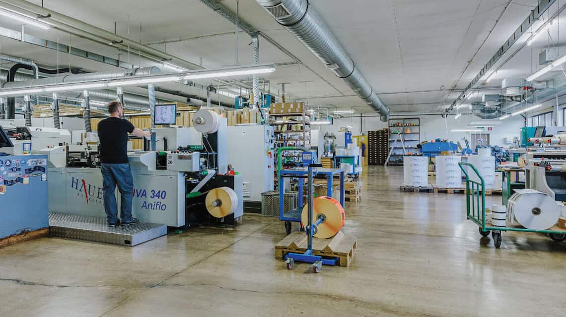 hauer labels sl produktionshalle