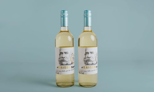 hauer labels produktfotos freisteller zwei f.at 5863 kaiserspritzer