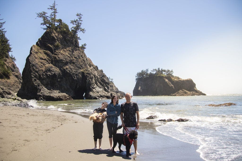 17 Best Day Hikes in Oregon You Don’t Want to Miss (Dog & Family-Friendly) 17 Best Day Hikes in Oregon You Don’t Want to Miss (Dog & Family-Friendly) secret beach oregon hike