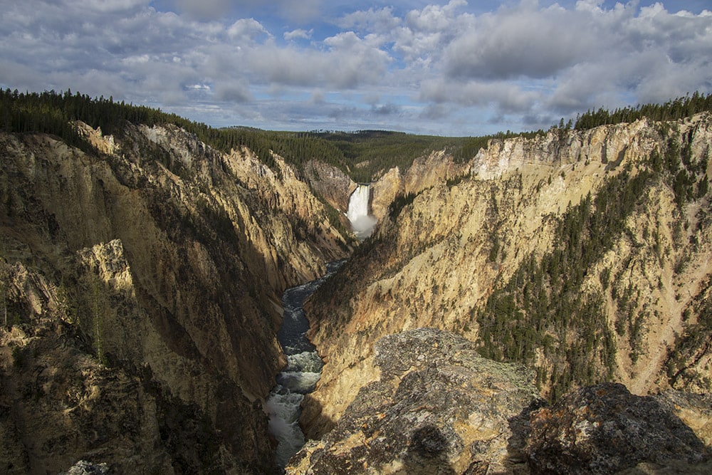 20 Easy Hikes In Yellowstone National Park You Don’t Want to Miss A view of Artist Point in Yellowstone National Park.