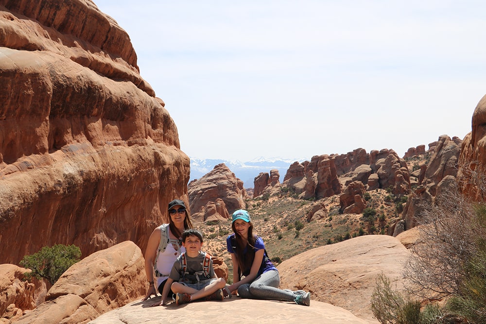 Utah National Parks Road Trip – The Perfect Itinerary On the way to Double O Arch in Arches National Park