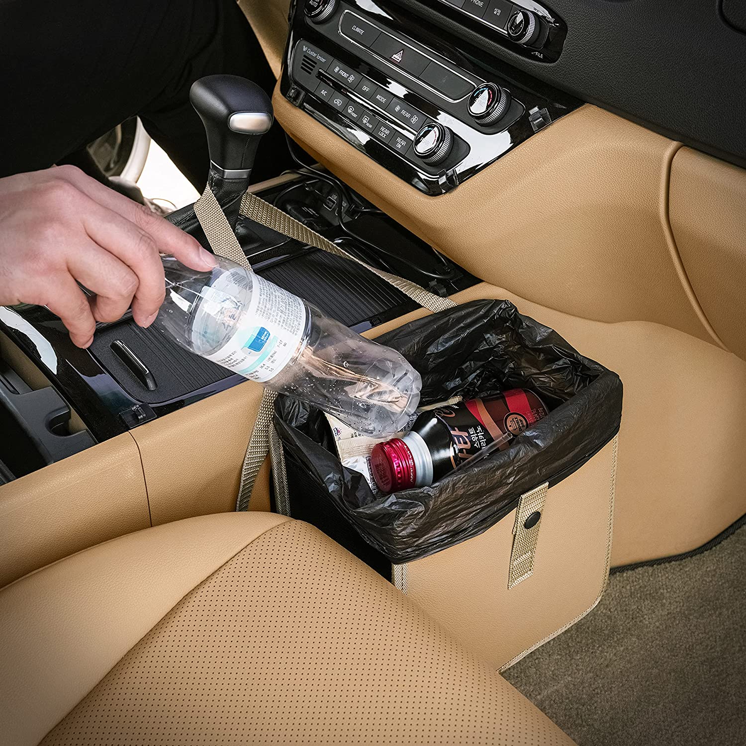 Awesome Gifts For Road Trippers (They’re Practical Too) Foldable trash can for the car. Perfect gift idea for road trippers.