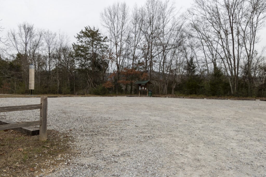 Bethel Spring Falls Alabama – Your Complete Hiking Guide A panoramic view of the parking lot at Bethel Spring Nature Preserve
