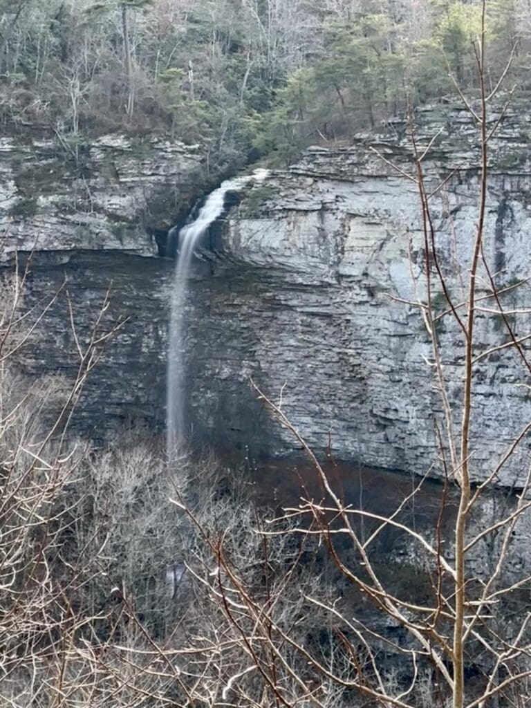 Little River Canyon: A Budget-Friendly Family Adventure Grace's High Falls, a seasonal 133-foot waterfall, nestled within the breathtaking scenery of Little River Canyon, Alabama.