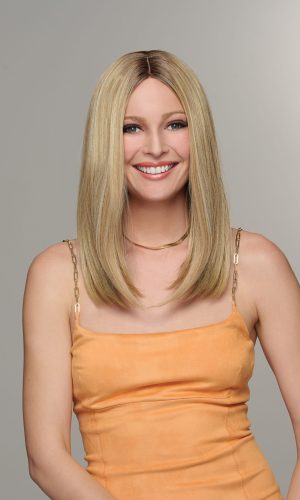 Elegant sleek blonde wig perfect for weekly styling.