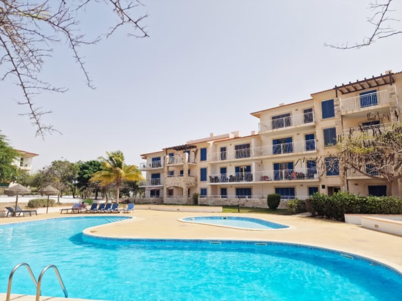 Communal Pool - 2 Bed 2nd Floor Luxury Apartment for Sale, Ficus, Vila Verde