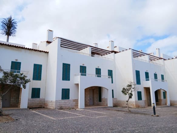 Exterior View - 3-Bed Fully Furnished Townhouse for Sale