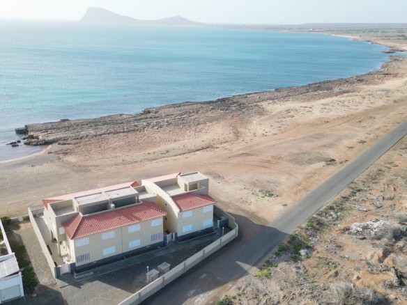 Exterior View - Frontline Murdeira 3 Bed Townhouse: Stunning Sea Views