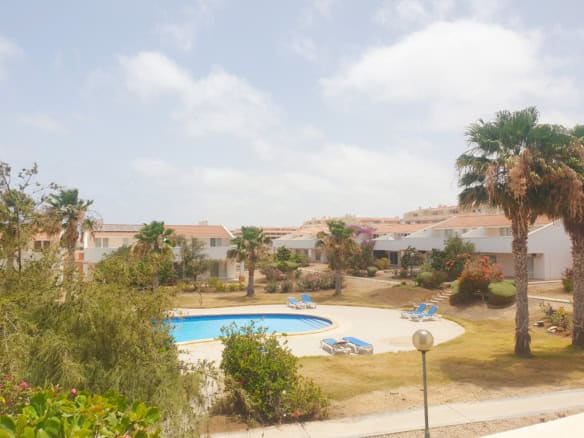 Terrace View: 3 Bed Poolside Townhouse for Sale – Ocean Views