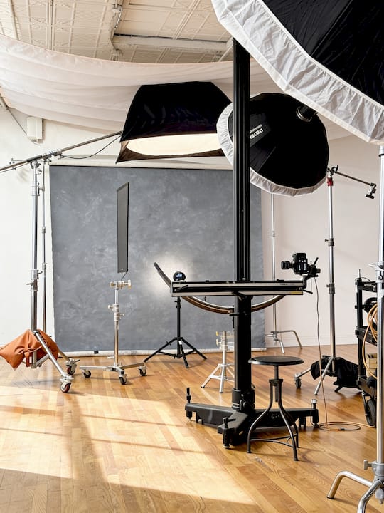 Why Lighting Defines Fashion Photography Results