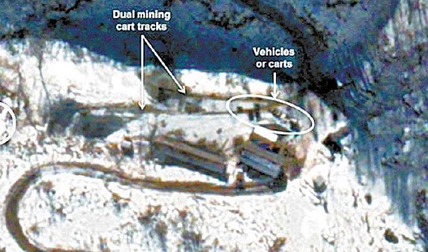 38 North, a North Korea watchers’ website, made public a satellite photo taken on Dec. 12 of the Punggye-ri nuclear test site. 38 North concluded that a new tunnel for a nuclear test was under construction. [NEWSIS] 