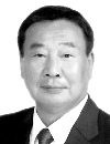 Portrait of marketing expert Choong Whan Park