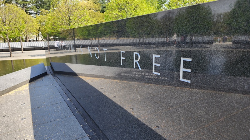 A marker inscribed with the phrase “Freedom is not free” is seen at the Korean War Veterans Memorial during a visit by members of the Korean War Veterans Association (KWVA) on April 18.[Kang Tae-hwa]
