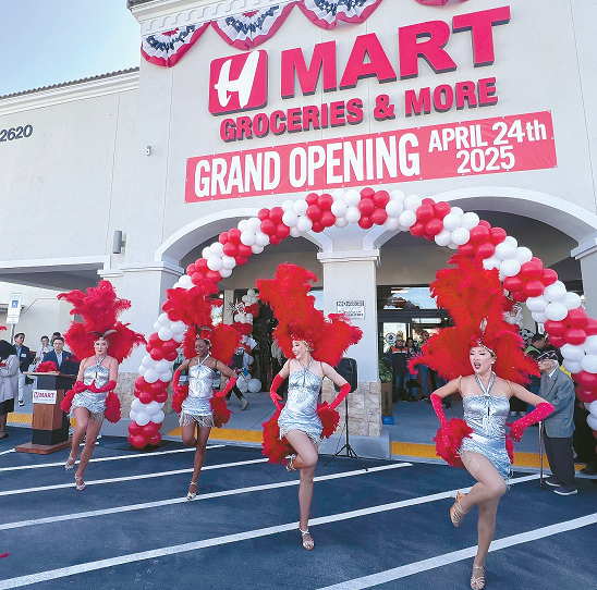 Alt Text: H Mart Las Vegas opening storefront, first Nevada store exterior view