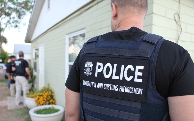 ICE officers detain undocumented mothers with citizen children during deportation