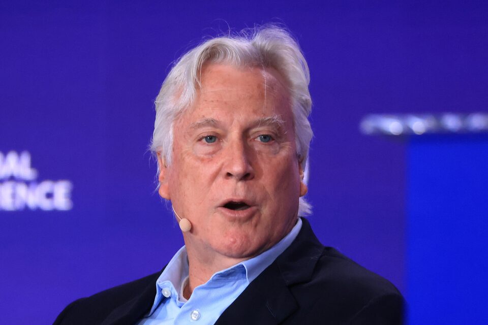 Mark Walter speaks at Milken Conference amid Lakers ownership change