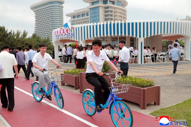 A promotional image released by North Korea's Korean Central News Agency for the Wonsan-Kalma Coastal Tourist Zone, a newly opened tourist site in North Korea [YONHAP]