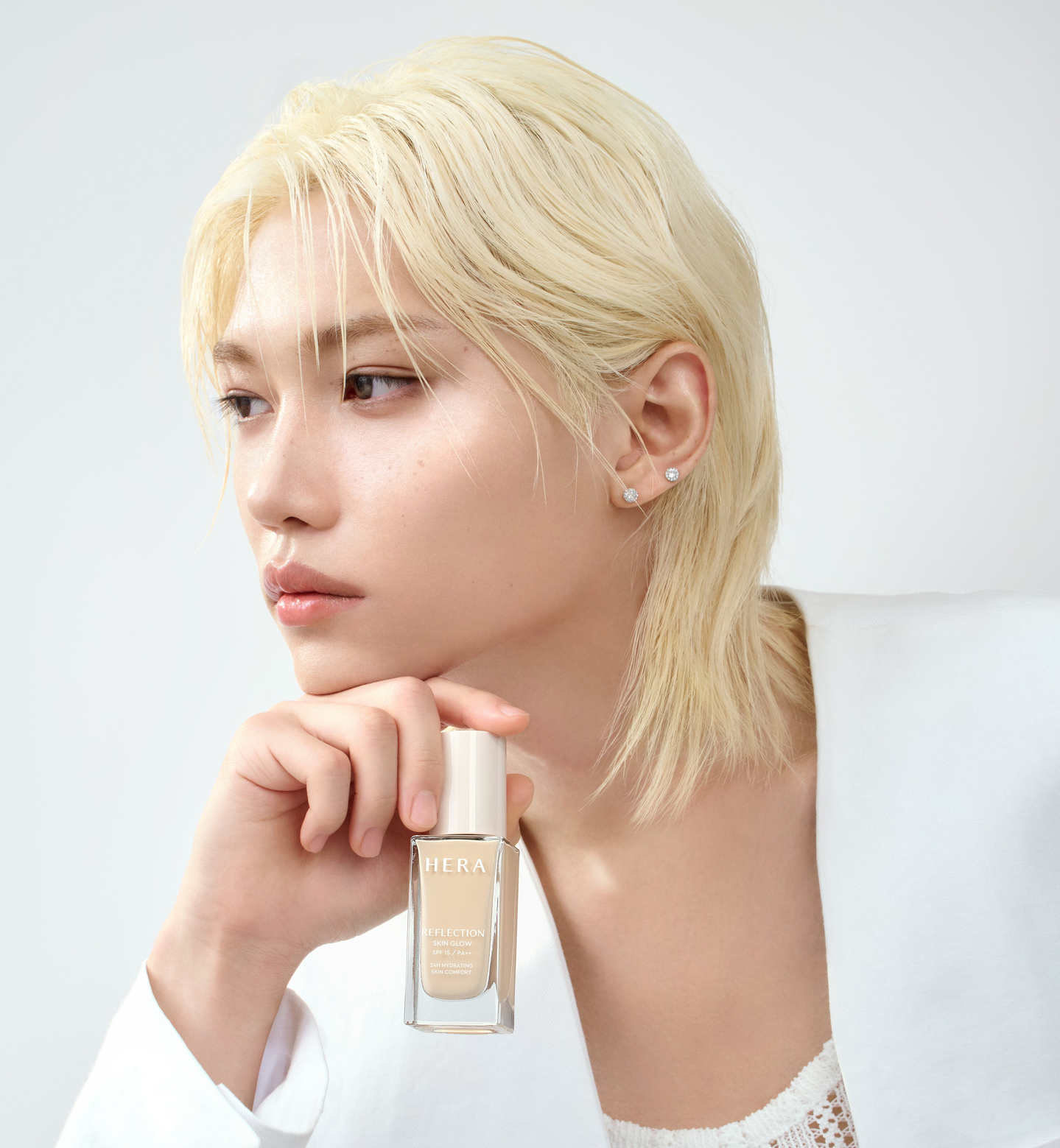 Boy band Stray Kids member Felix has been appointed the new global ambassador for cosmetics brand Hera. [AMOREPACIFIC]