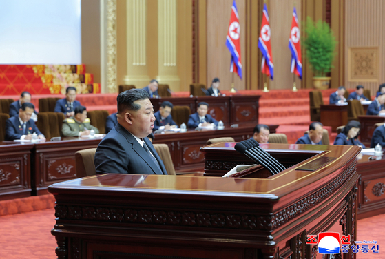 North Korean leader Kim Jong-un delivers a speech at a key parliamentary meeting held on Sept. 20 and 21 in Pyongyang, according to the Korean Central News Agency (KCNA) on Sept. 22. [KCNA]