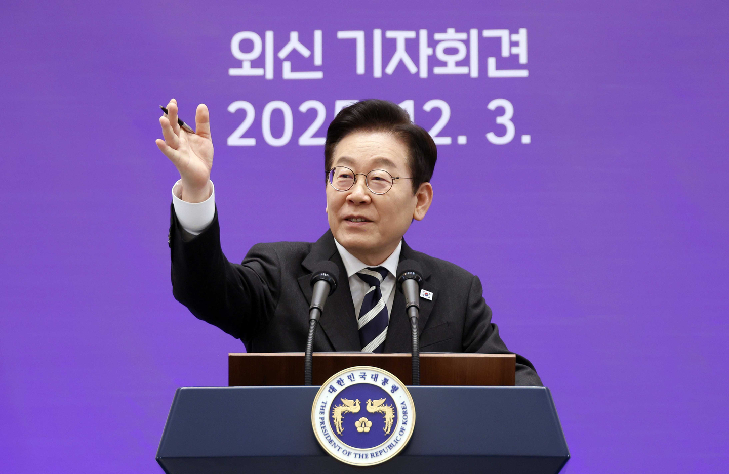 President Lee Jae Myung holds a foreign press conference at the guesthouse of the Blue House in Seoul on Dec. 3, marking one year since the declaration of martial law. [JOINT PRESS CORPS]