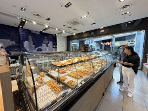 K-Bakery Price Drop Policies