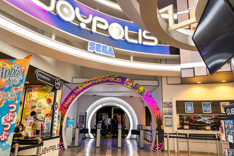 Tokyo Joypolis indoor amusement park in Odaiba with family attractions featured in the Tokyo Family Itinerary