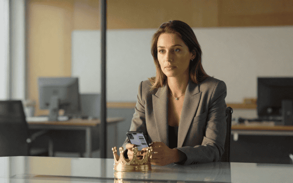 Iris Mittenaere, de Miss France à businesswoman : son bilan 2026