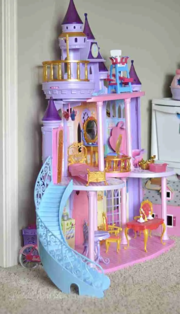 toy doll house.