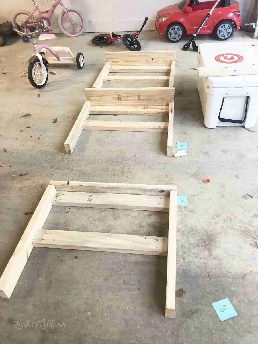 ends of the outdoor sectional before assembling.