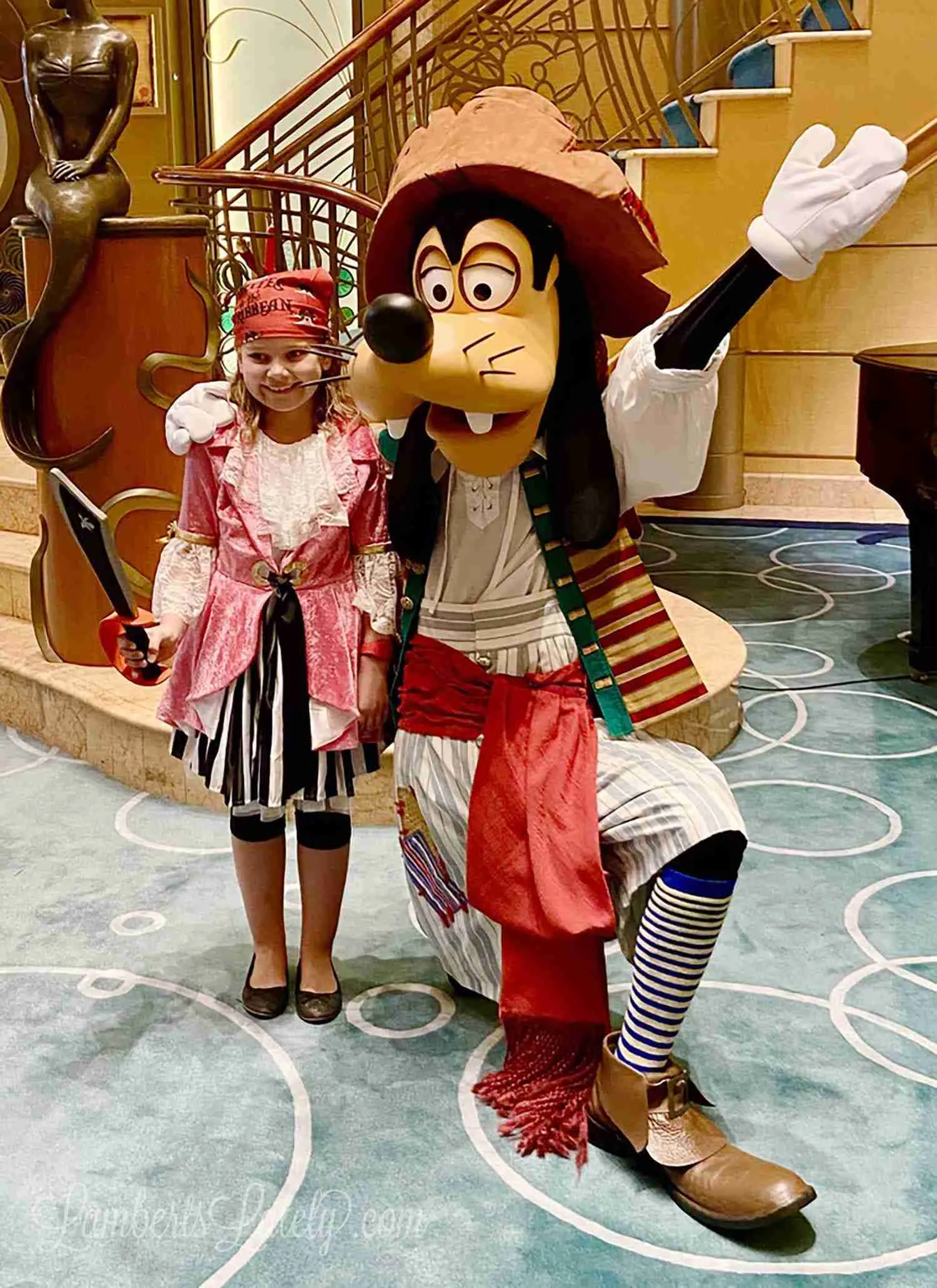 goofy on Disney Wonder.