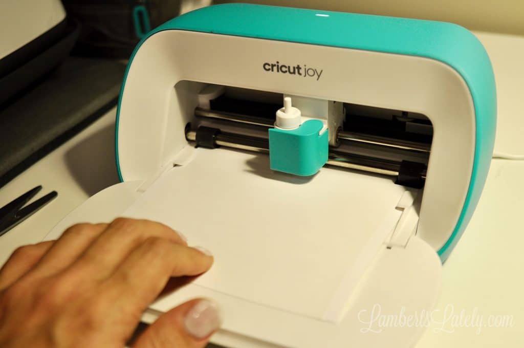 cricut joy loaded with white vinyl