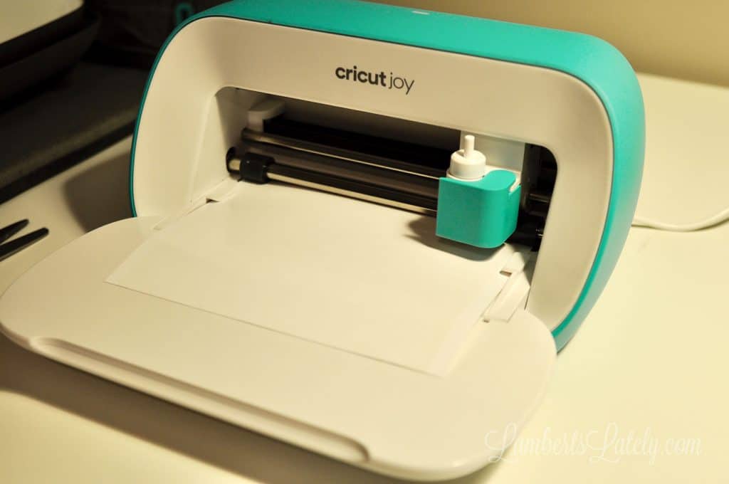 cricut joy loaded with white vinyl
