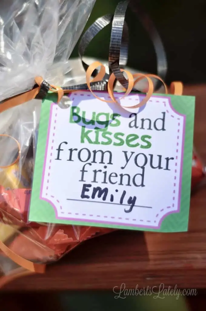 Free Printable Halloween Gift Tags - Bugs and Kisses