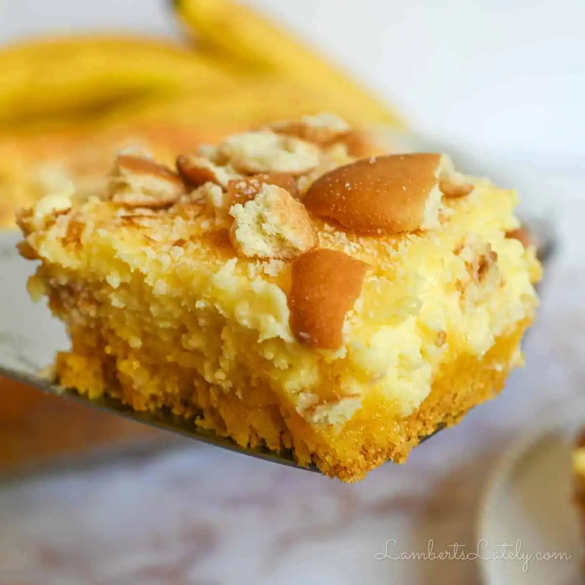 banana pudding brownie on a serving utensil.