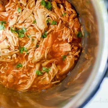 salsa chicken in an instant pot.