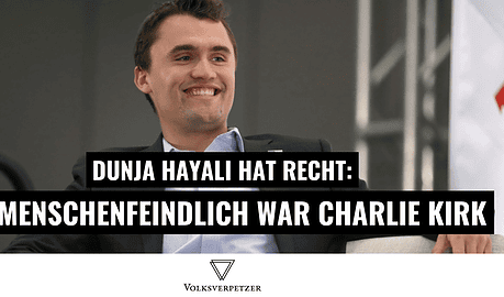 Freiwilliger, lächelnder Mann in Anzug bei einem Interview.