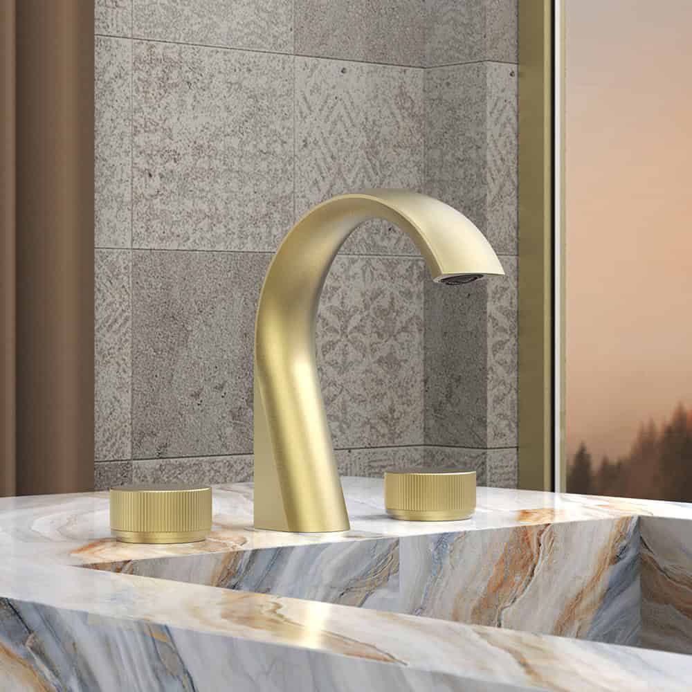 Brass gold widespread faucet