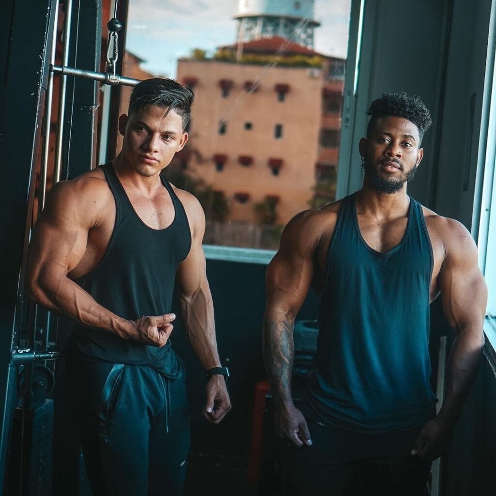 Exploring the Latest Trends in Activewear: Fashion, Functionality, and Sustainability