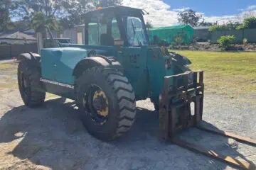 Used 1996 Caterpillar TH82 Telehandler — Fixed Boom - For Sale