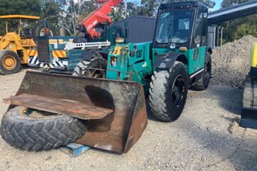 Used 1996 Caterpillar TH82 Telehandler — Fixed Boom - For Sale