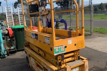 Used 2016 Hyundai Robex 145CR-9 Excavator — Crawler For Sale