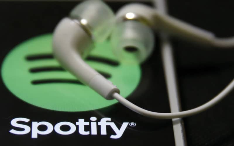 Kritiken växer mot Spotifys låga ersättningar till artister