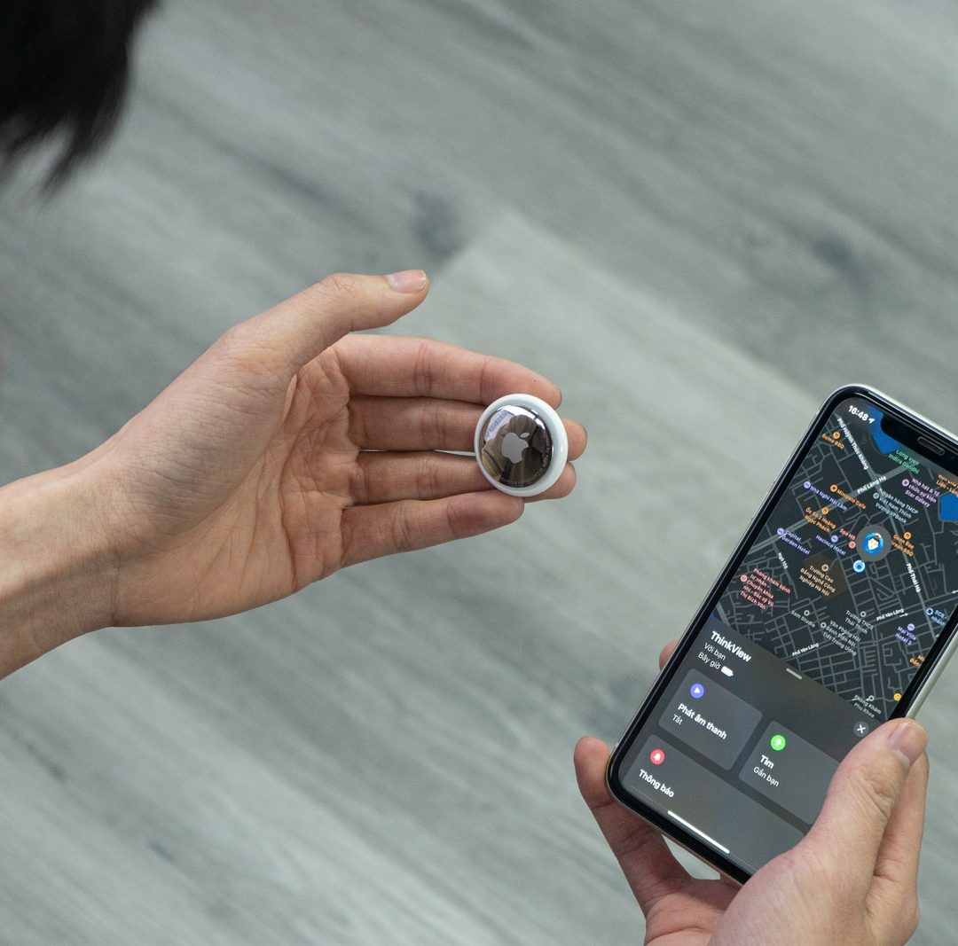 Guide: Så hittar du, blockerar du och slår av en okänd AirTag