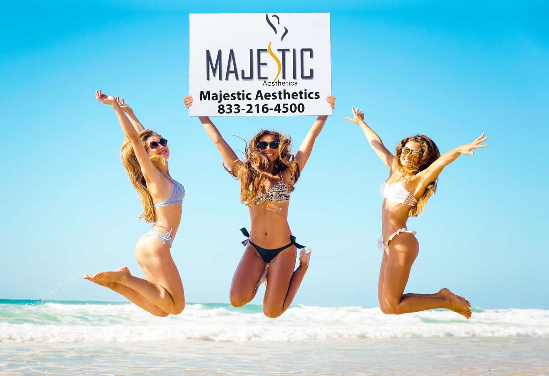 Laser Lipo Wellington FL doctor performing treatment