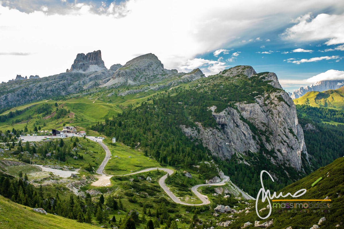 Vacanze nell'gordino - panorama dal Passo Valparola-