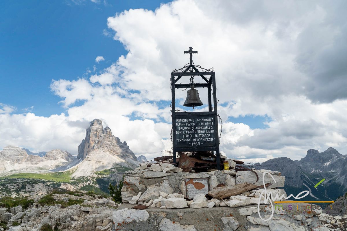 La campana dell'amicizia