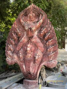 Garuda a Wat Bo - Siem Reap, durante la ristrutturazione del Tempio -1