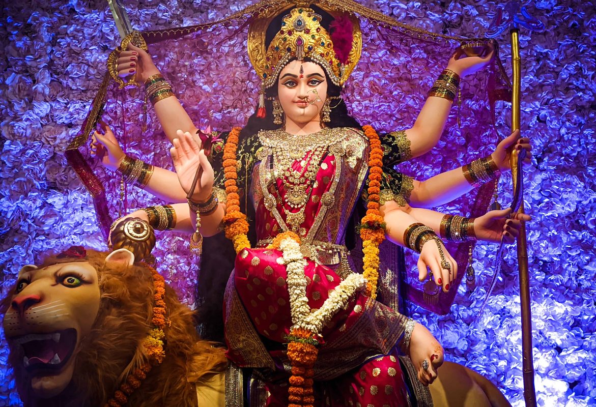 Durga con la sua tigre come Vahana